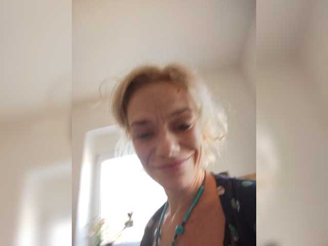 evittaellite1- live cam on BongaCams