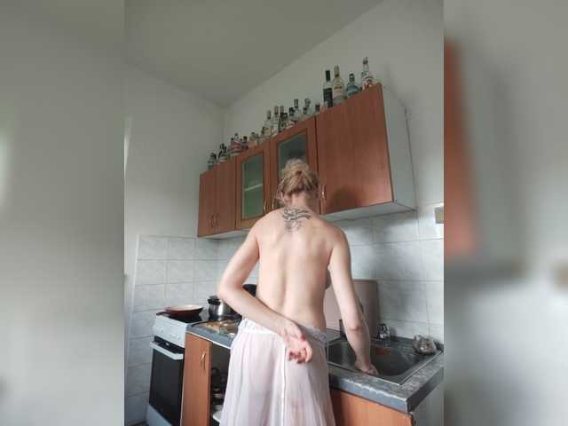 evittaellite1- live cam on BongaCams