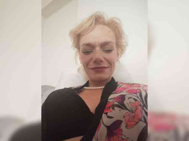 evittaellite1- Sex Cam Show