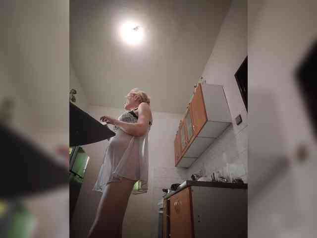 evittaellite1- Live Webcam on BongaCams