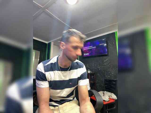 Sexystud12 Sexystud12