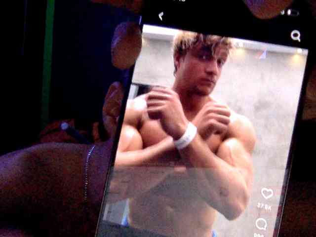 Sexystud12 Sexystud12