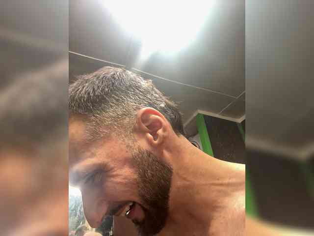 Sexystud12 Sex Cam Show