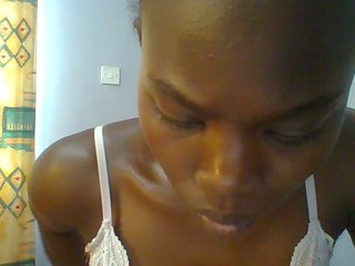 Sweet-petite's Live Webcam