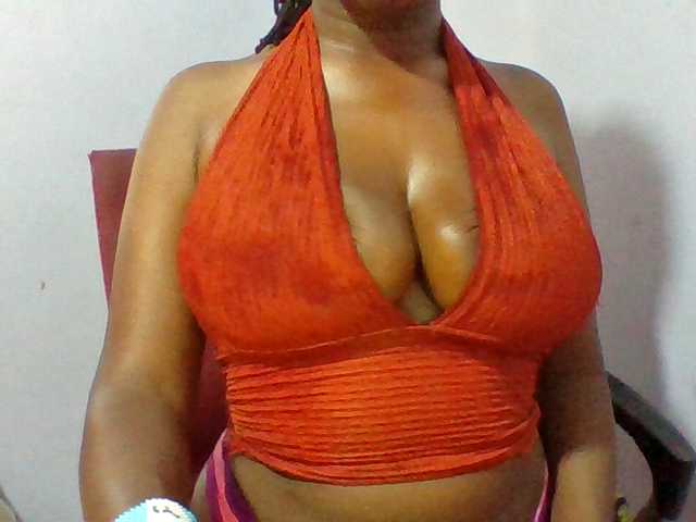 Sweet-petite live cam on BongaCams