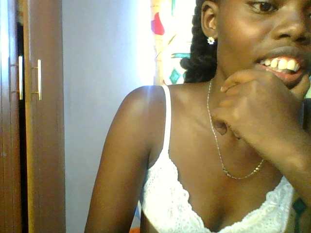 Sweet-petite's BongaCams show and profile