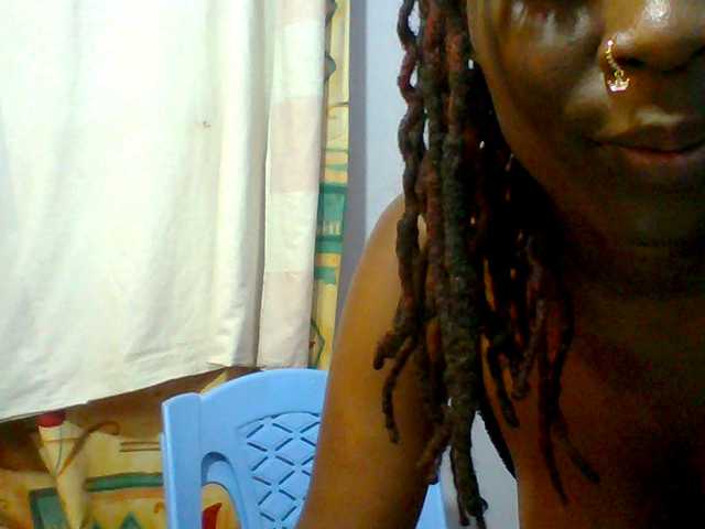 Sweet-petite live cam on BongaCams
