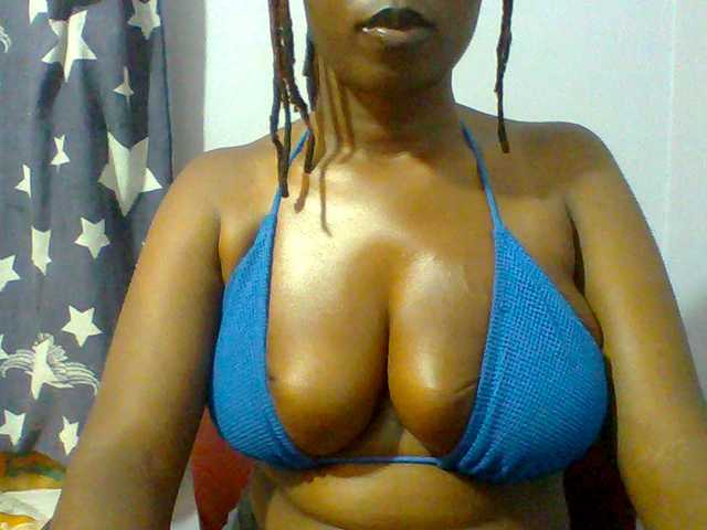 Sweet-petite live webcam show
