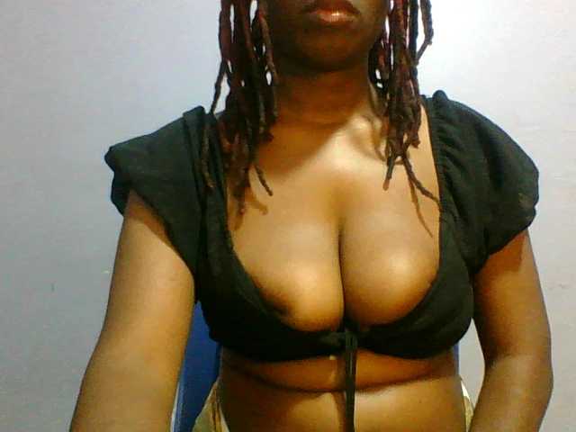 Sweet-petite live webcam show