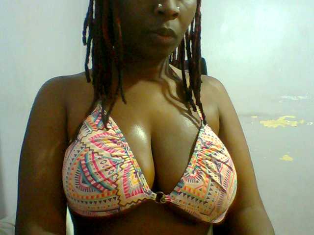Sweet-petite live webcam show