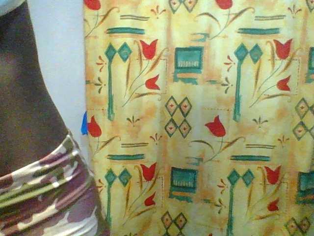 Sweet-petite's BongaCams show and profile