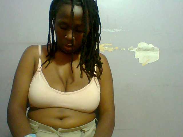 Sweet-petite live webcam show