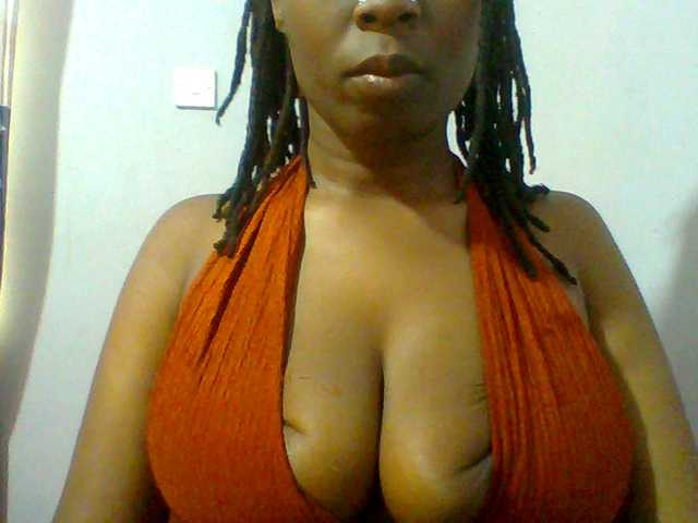 Sweet-petite live cam on BongaCams