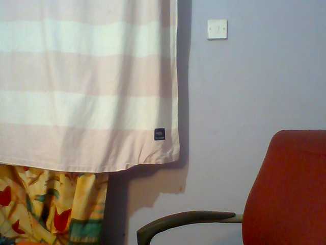 Sweet-petite live cam on BongaCams