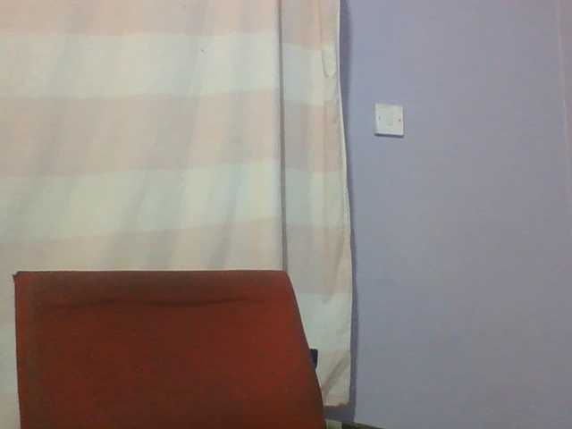 Sweet-petite live cam