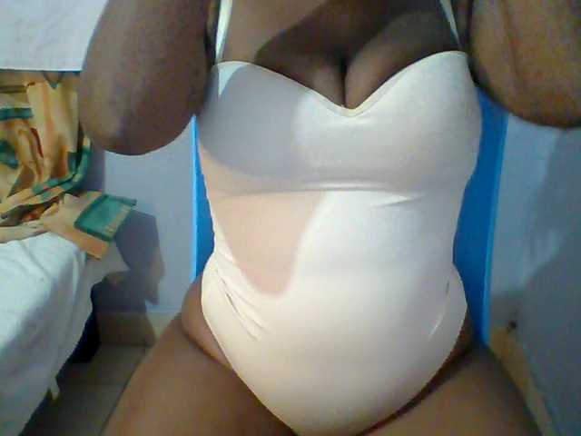 Sweet-petite