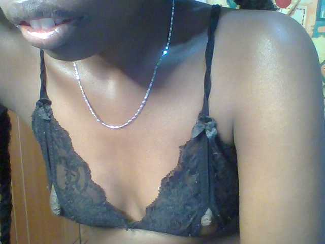 Sweet-petite's BongaCams show and profile