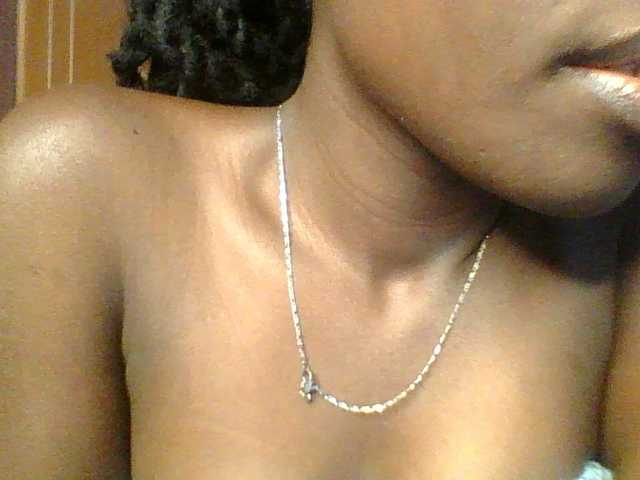 Sweet-petite's BongaCams show and profile