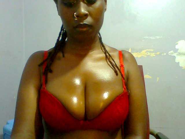 Sweet-petite live cam on BongaCams