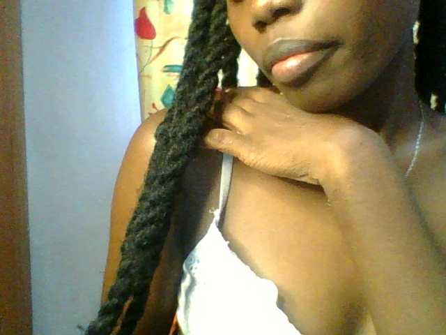 Sweet-petite's BongaCams show and profile