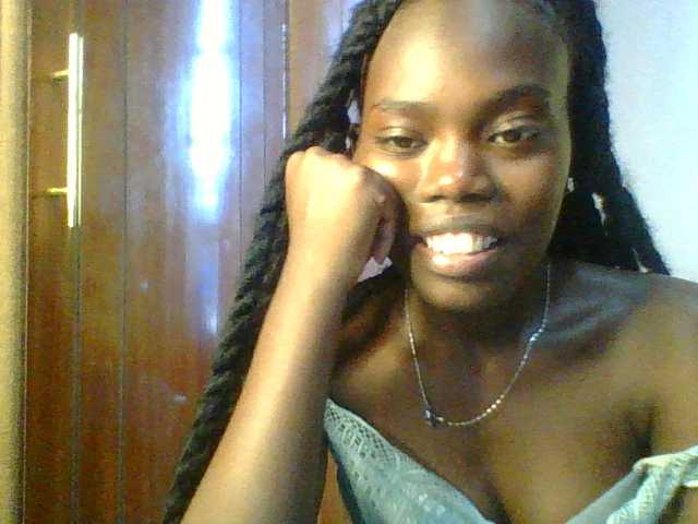 Sweet-petite's BongaCams show and profile