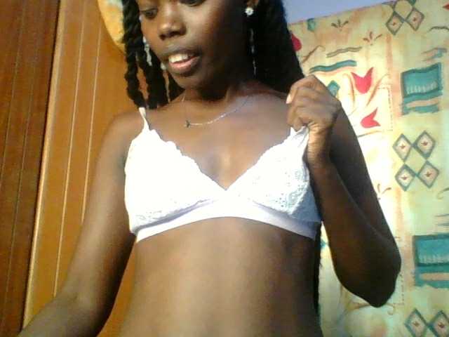 Sweet-petite's BongaCams show and profile