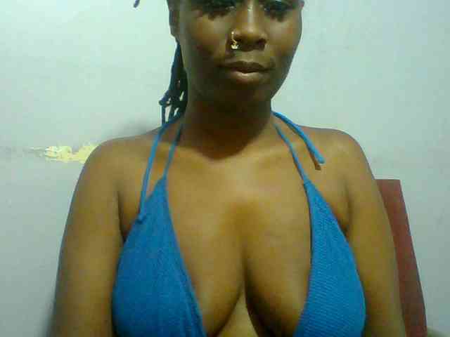 Sweet-petite Sweet-petite