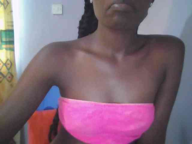 Sweet-petite webcam