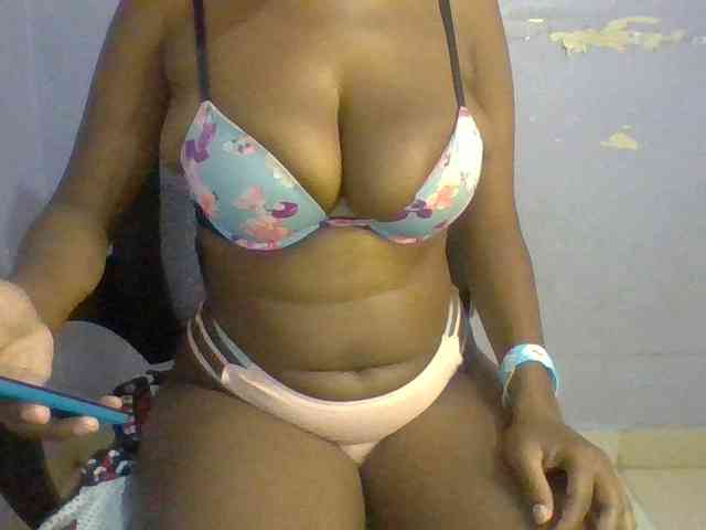 Sweet-petite