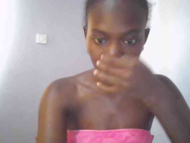 Sweet-petite webcam