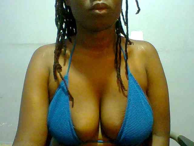 Sweet-petite Sweet-petite