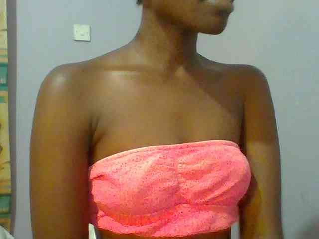 Sweet-petite webcam