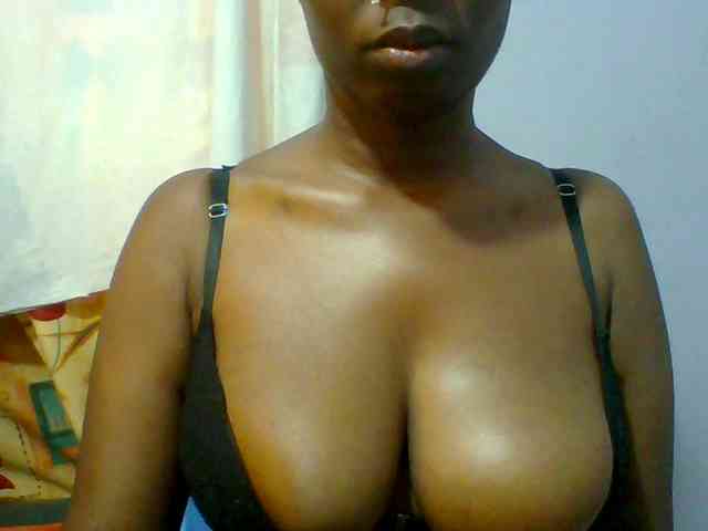 Sweet-petite webcam