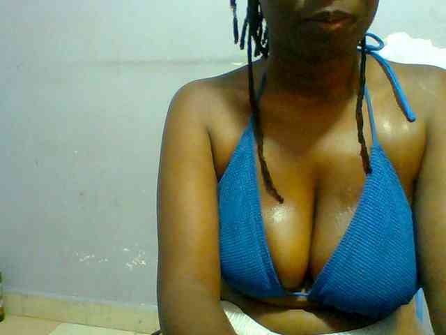 Sweet-petite webcam