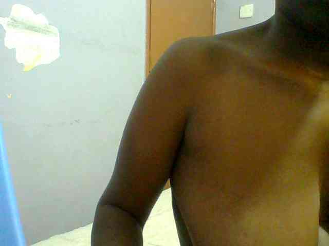 Sweet-petite webcam
