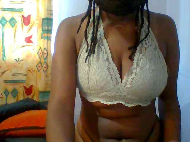 Sweet-petite