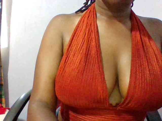 Sweet-petite webcam