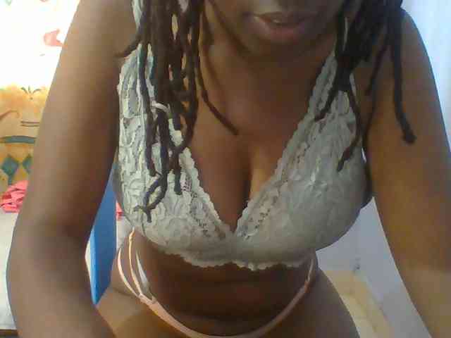 Sweet-petite