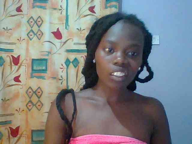 Sweet-petite webcam
