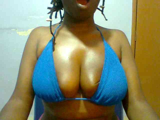 Sweet-petite Sweet-petite