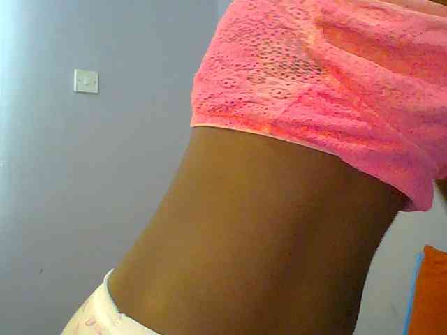 Sweet-petite Sweet-petite