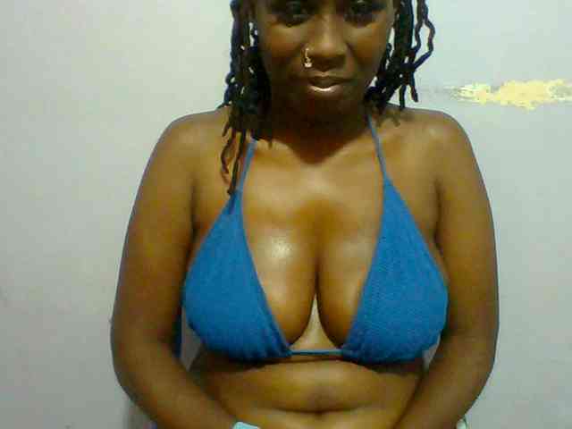 Sweet-petite webcam