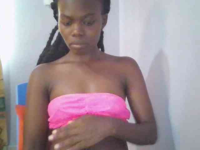 Sweet-petite webcam