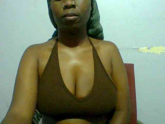Sweet-petite Sweet-petite