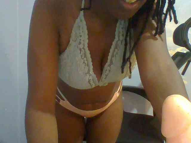 Sweet-petite