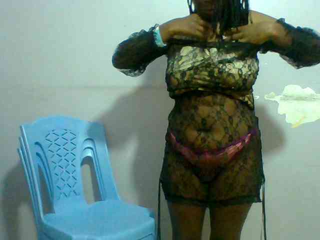 Sweet-petite Sweet-petite