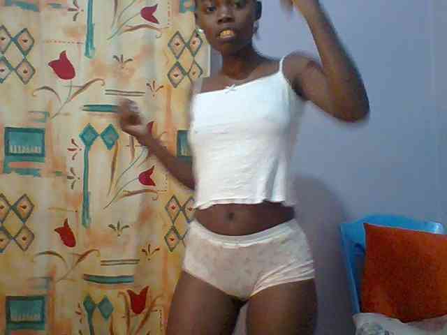 Sweet-petite webcam