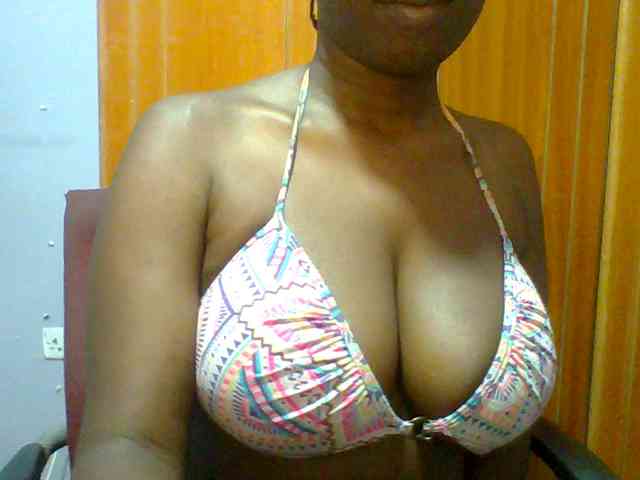 Sweet-petite webcam