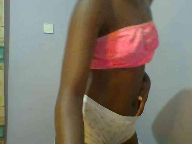Sweet-petite webcam