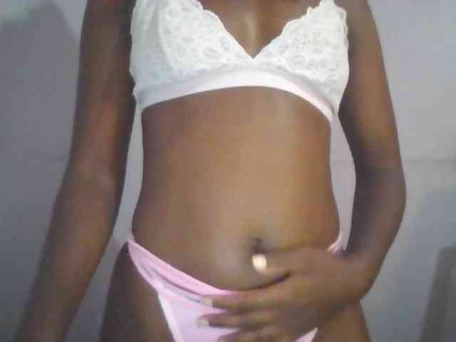 Sweet-petite webcam
